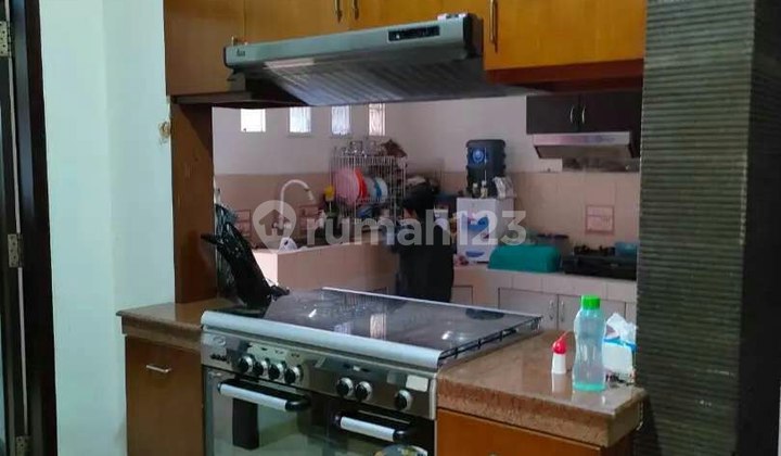 QUICK SALE! Pasteur House (Approx. 4.2M) Selling for 4M Negotiable! 2