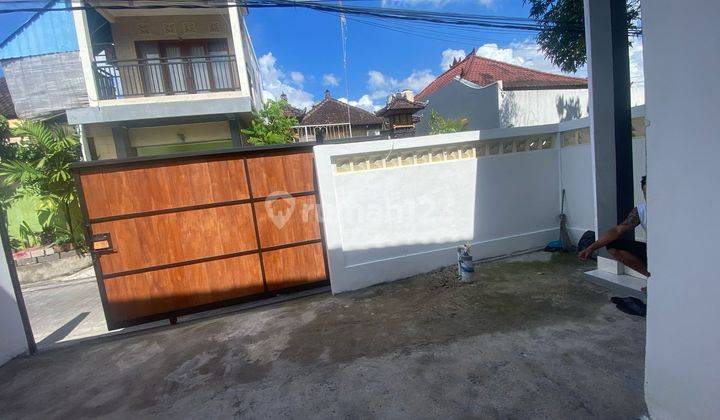 Disewakan Rumah Cantik Baru Di Kerobokan  2