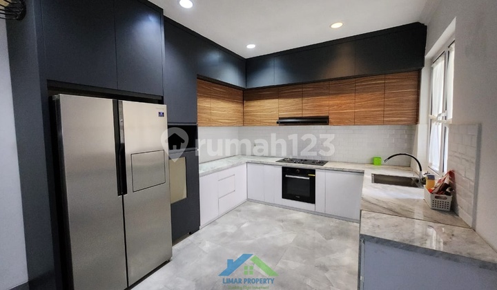 Disewakan Rumah Semi Furnish Nyaman Terawat, Kota Wisata Cibubur 2