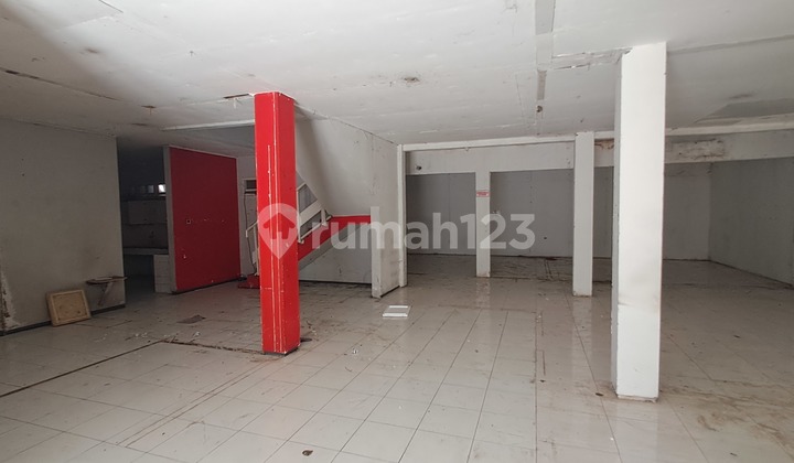 For Rent: 2 Adjacent Shophouses, 15 Meters Wide, 2 Floors, Suitable for All Businesses. Workshop. Minimarket. Restaurant. Clinic, etc. 2