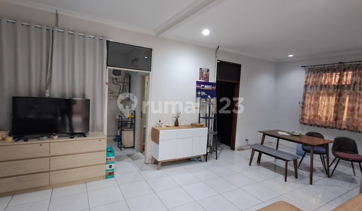 Rumah Shm Di Perumahan Elit Taman Sakura Indah 2