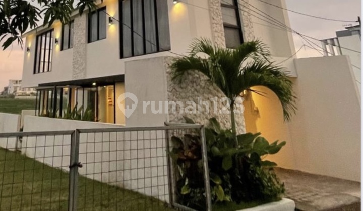 For Sale Brand New 2-Story Villa with Swimming Pool and Rice Field View in Cemagi, Bali, 300.0 m², Freehold Title (SHM)
