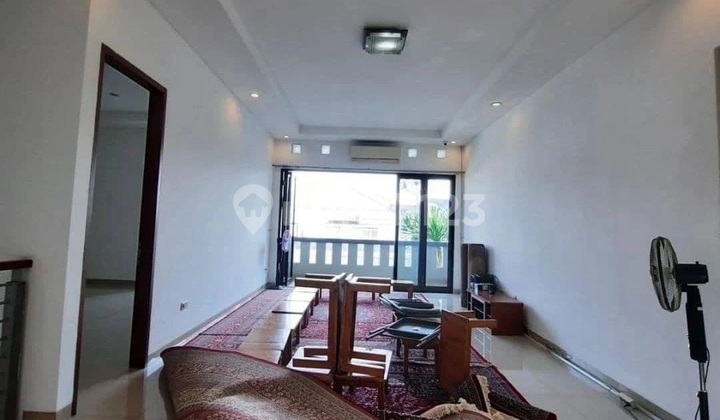 Dijual Rumah Minimalis Modern 2 Lantai Di Cipete. Lokasi Strategis Dekat Kemana Mana di Cipete SHM Rumah 2