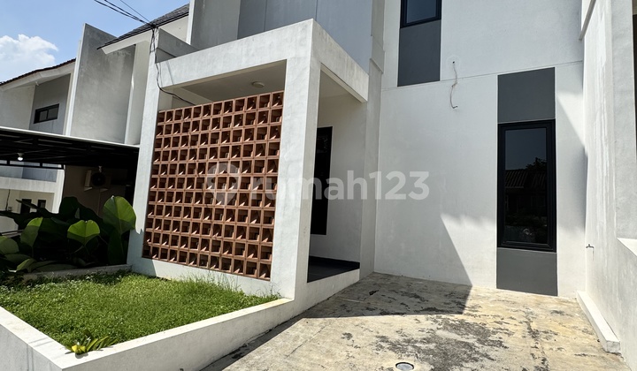 Dijual Rumah Baru 2 Lantai Di Cinere Dengan Harga Terjangkau. Jarang Ada Rumah Bagus SHM Dijual Rumah Baru 2 Lantai Di Cinere Dengan Harga Terjangkau. Jarang Ada Rumah Bagus SHM