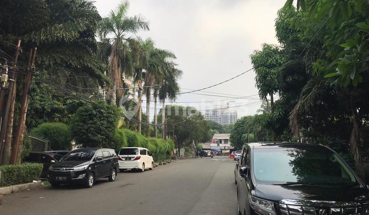 For Sale Land-Counted House in Strategic Location, Kebayoran Baru 2