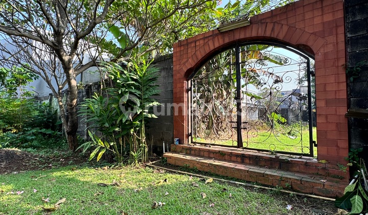 Termurah Dijual Rumah Di Pinggir Jalan Cinere Raya Harga Njop. Cocok Untuk Tempat Usaha Juga Kantor Dan Kost Kost An. Rumah Shm