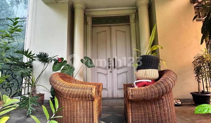 For Sale 3-Story House in Lebak Bulus, Adjacent to Main Highway. Suitable for Office, Business Space.