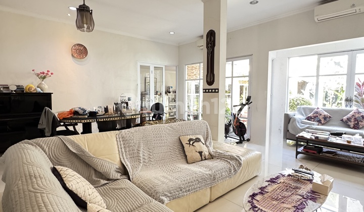 Dijual Rumah Cantik dan Asri serta Siap Huni Minimalis Modern 2 Lantai di Lokasi Terdepan di Cinere. Akses Jalan Lebar dan Besar. Rumah Bagus SHM Rumah SHM Dijual Rumah Cantik dan Asri serta Siap Huni Minimalis Modern 2 Lantai di Lokasi Terdepan di Cinere. Akses Jalan Lebar dan Besar. Rumah Bagus SHM Rumah SHM