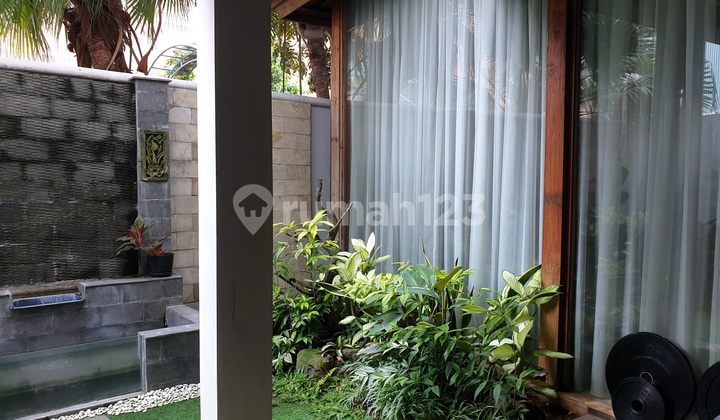 Cheapest. For Sale Corner House in Pondok Indah 7.5 Billion. Price Slightly Above NJOP. House 2