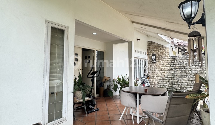 Dijual Rumah Asri dan Homie 2 Lantai di Puri Cinere Rumah Butuh Minim Renovasi SHM