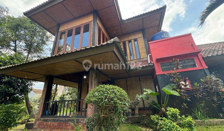 Villa Di Puncak Dengan View Gunung Sawah Dan Taman Bunga. Vila 2830.0 m² SHM 2