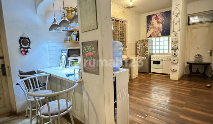 Dijual Rumah Pinggir Jalan Raya Cocok untuk Dibuat Usaha di Prapanca Jakarta Selatan 2