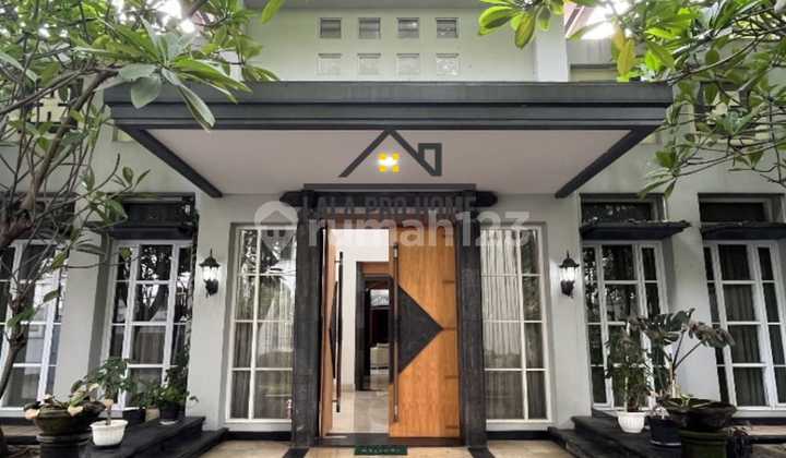 House Near Taman Suropati Ready to Occupy Close to Mega Kuningan 2