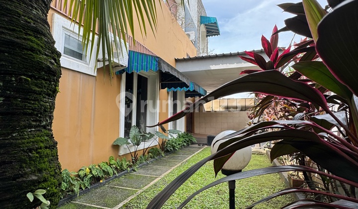 Dijual Rumah Bona Indah Lebak Bulus 2 Lantai Di Kompleks Yang Nyaman Asri Dengan One Gate Sistem. Hanya 5 Menit Ke Mrt Fatmawati Dan 7 Menit Ke Rs Fatmawati