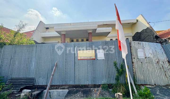 Tanah ( bonus Rumah) Gayungsari Dijual