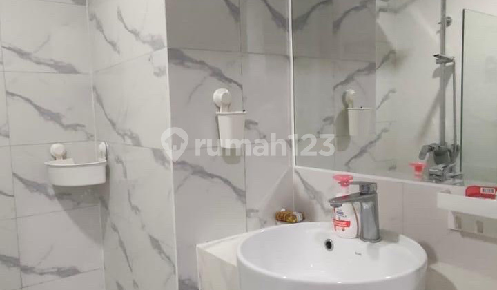 Apartemen Full Furnish Baru Dekat Pusat Pendidikan dan Bisnis 2
