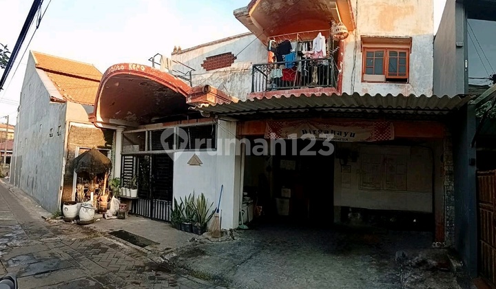 Kos Aktif di Semapir Selatan