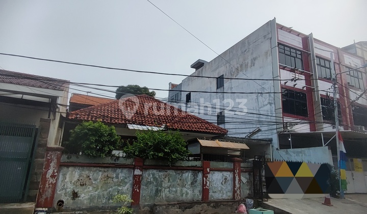 Dijual rumah hitung tanah di Tomang Jakarta. Barat Dijual rumah hitung tanah di Tomang Jakarta. Barat