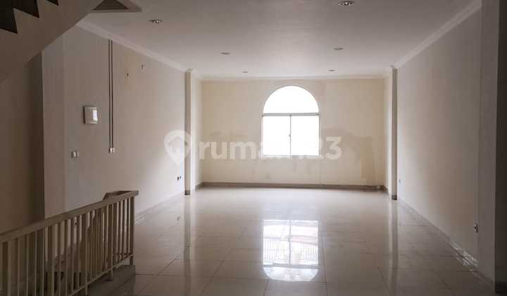 Cheap Rent 4-Story Shop House Green Lake City