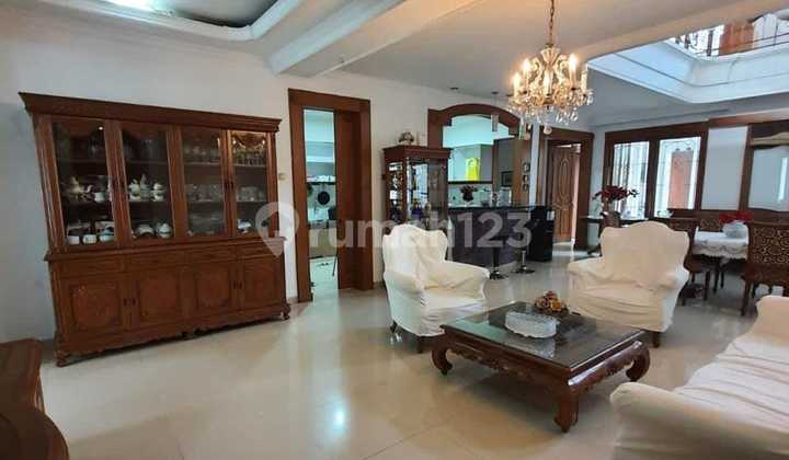 Dijual cepat rumah siap huni di Puri Kencana Jakarta Barat Dijual cepat rumah siap huni di Puri Kencana Jakarta Barat