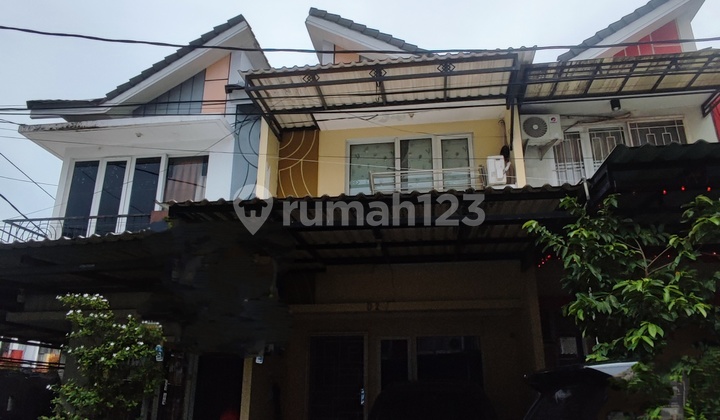 Disewakan Segera Rumah di Golden Palm Jakarta Barat Disewakan Segera Rumah di Golden Palm Jakarta Barat