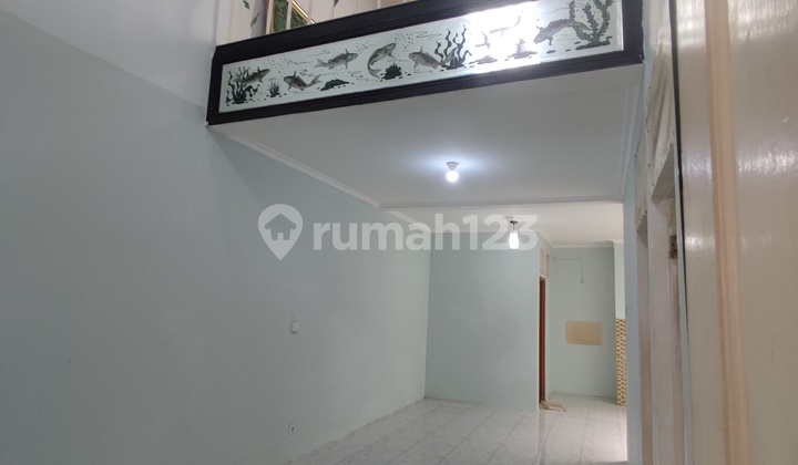 Disewakan Murah Rumah Bagus Rapi Siap Huni di Citra 3