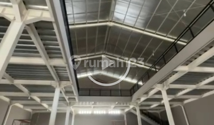 Disewakan cepat. gudang baru 2 LT siap pakai di Kamal Raya Jakarta Barat Disewakan cepat. gudang baru 2 LT siap pakai di Kamal Raya Jakarta Barat