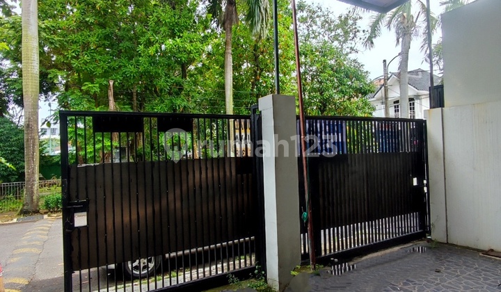 Dijual Murah Rumah 3 Lantai di Citra 5 2