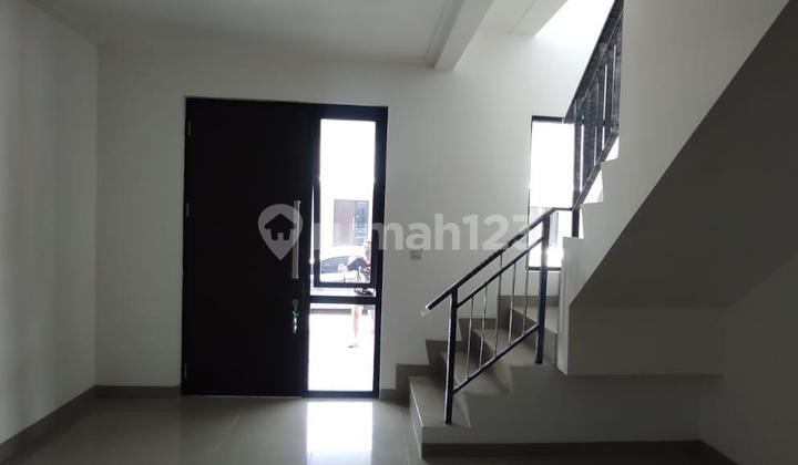 Disewakan Murah Rumah 2Kt di California Pik2 Extensior Disewakan Murah Rumah 2Kt di California Pik2 Extensior