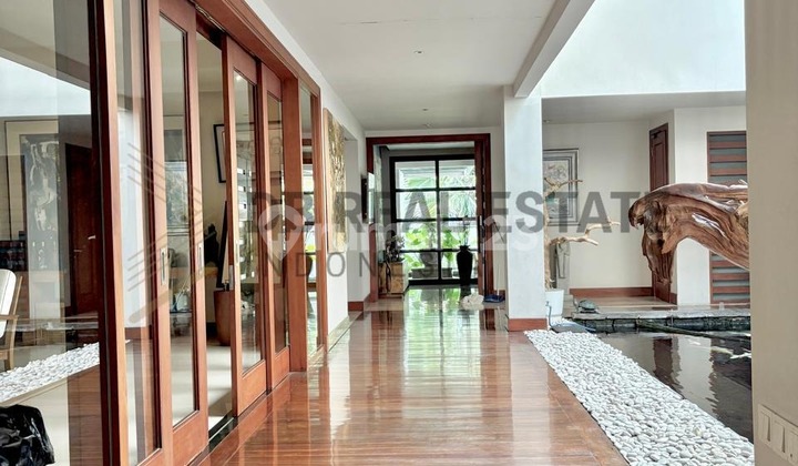 Rumah Pakuwon Indah Golf View Ala Resort