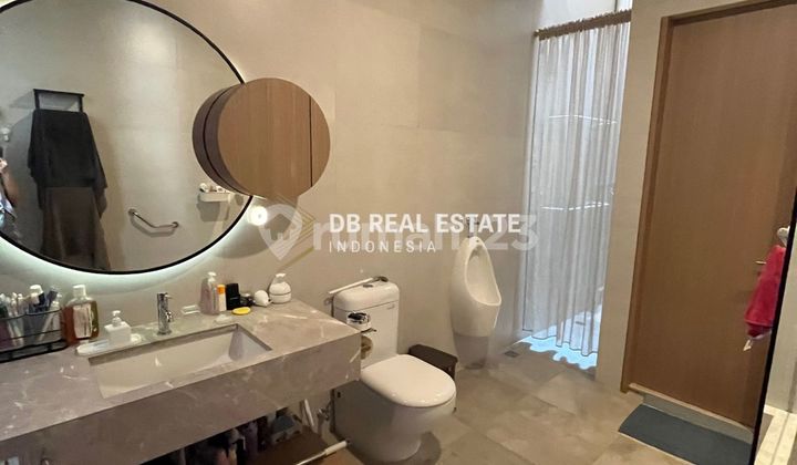 Rumah Second Dian Istana Full Furnish Surabaya Barat  2