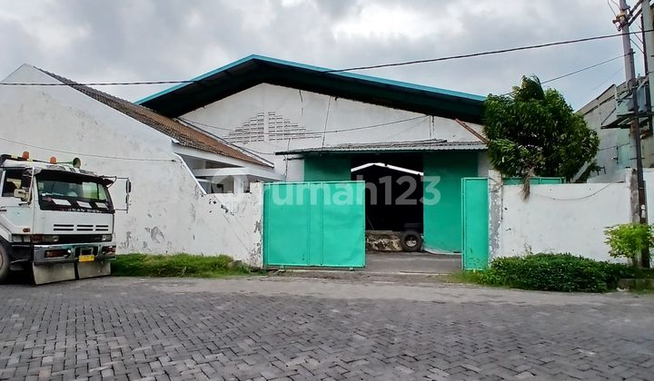 Disewakan Gudang Surimulia Bebas Banjir Margomulyo Disewakan Gudang Surimulia Bebas Banjir Margomulyo