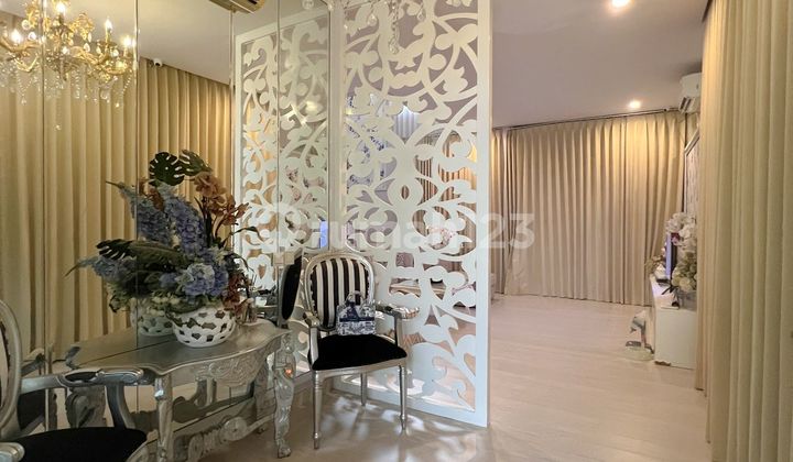 Rumah Second The Mansion Pakuwon Indah