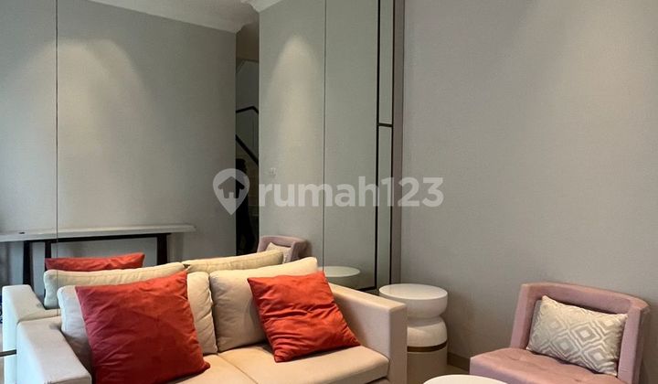 For Rent Fully Furnished Vbr Pakuwon Indah House