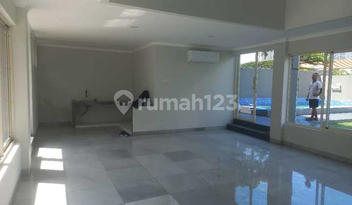 Disewakan Rumah Graha Family Golf View Baru Gress High Spec 2