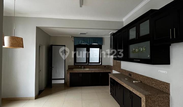 Rumah Graha Family Pakuwon Indah Kosongan Siap Huni