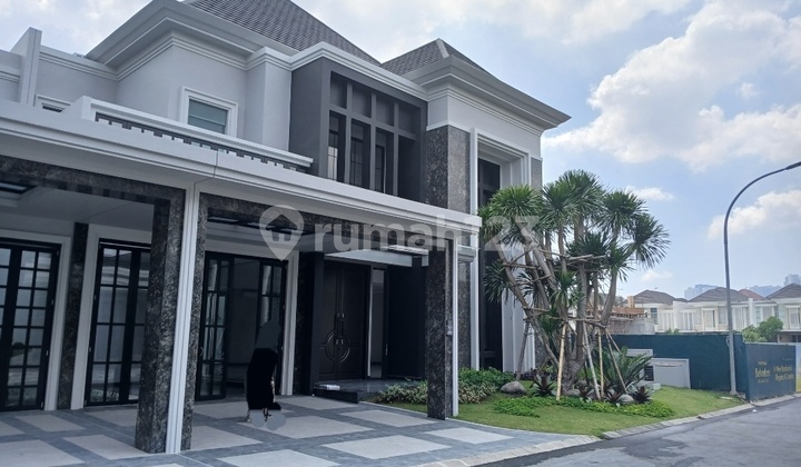 Rumah Pakuwon Indah Siap Huni Lebar 18 Grand Golf Belvedere Mewah