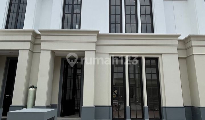 Dian Istana White House near Graha Family and Pakuwon Indah Dian Istana White House near Graha Family and Pakuwon Indah