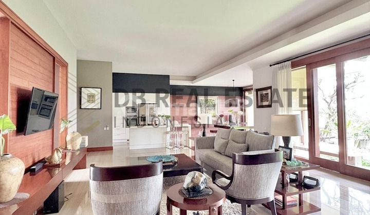 Pakuon Indah Golf View Resort-Style Home 2