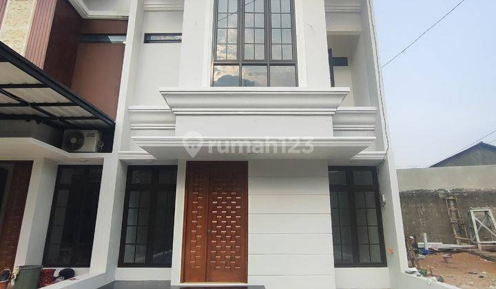 Rumah 2 Lantai | 3,5 KM Toll Sawangan & Kukusan | Free Biaya -Biaya | Classic Modern  1