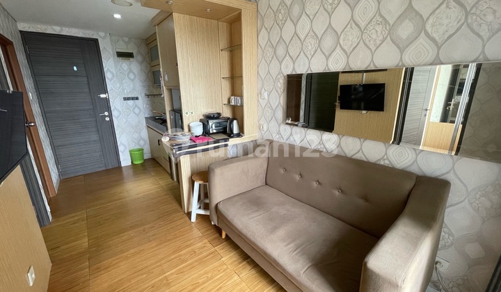 Jual Rugi !!! Apartemen Nyaman Siap Huni Pool View!! Di Amazana Residences Serpong Tangerang Selatan 1