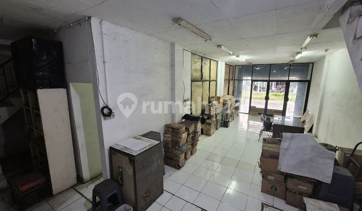 Sell 2 Adjoining Shop Houses, 3.5 Floors, Strategic Main Road Duri Kosambi 2