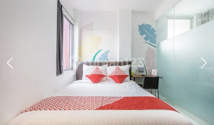 5-Story Shop House Restaurant &#43; 20-Room Oyo Strategically Located on Mangga Besar Raya