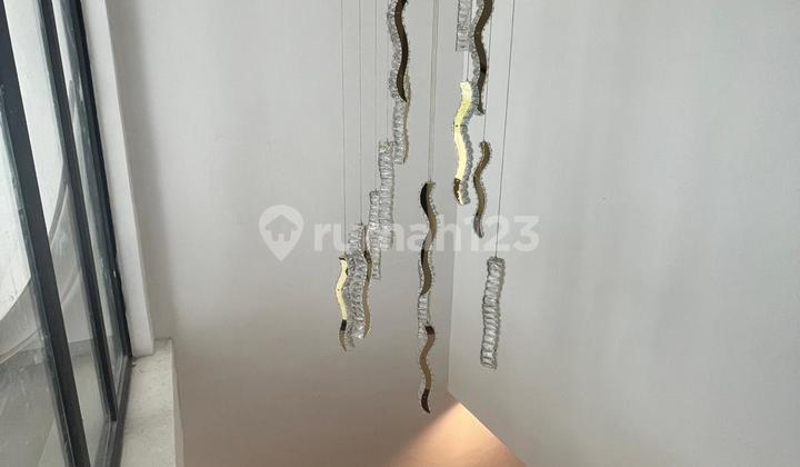 For Rent House And Furnishings Still Relatively New In Batum Centre