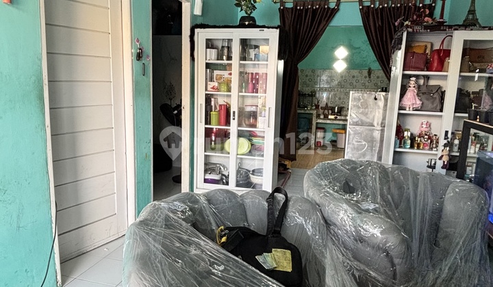 Over Kredit Rumah Full Renovasi di Marbella Botania 2