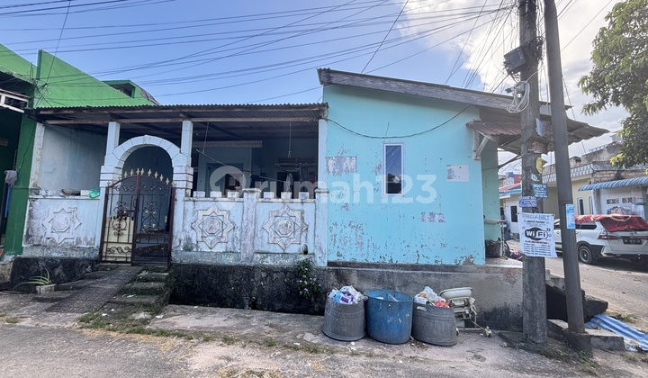 Dijual Rumah Induk Ada Kamar Kost Di Perumahan Bunga Raya Batam 2