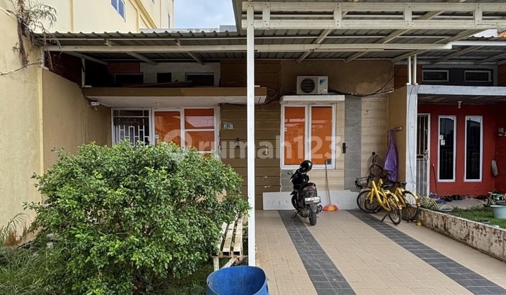 Fully Renovated House in Marbella Residence Batam 2