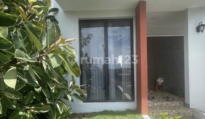 Golf View House In Agathis Sukajadi Semi Furnished 2