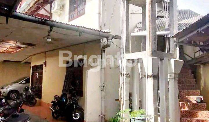 Di jual rumah bagus lokasi depok 2