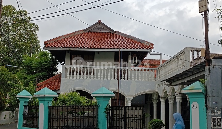 Dijual Rumah (hitung Harga Tanah Saja) Di Tengah Jakarta Dekat Dengan Pusat Ibukota